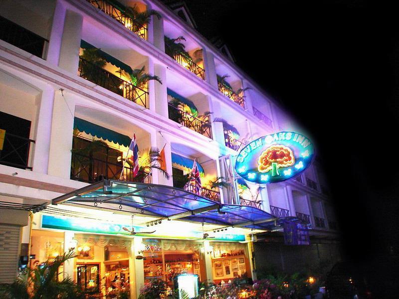 Seven Oaks Inn Jomtien Beach Εξωτερικό φωτογραφία
